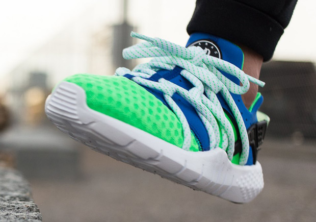 Nike Air Huarache Nm Scream Green On Feet Look 002