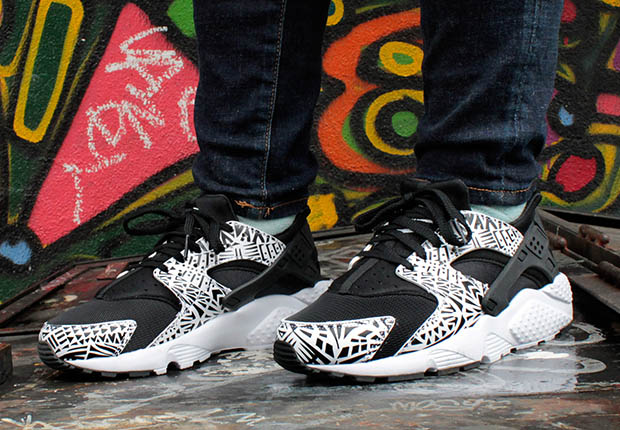 Nike Air Huarache Print Gs Black White Tribal 1