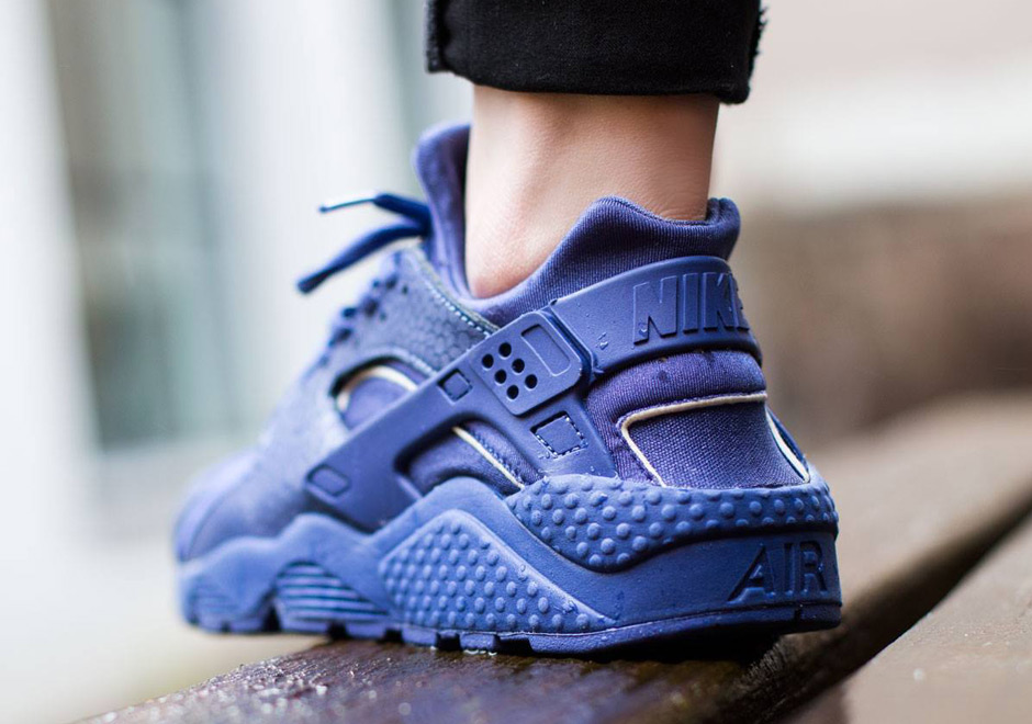 nike-air-huarache-wmns-blue-legend-safari-04