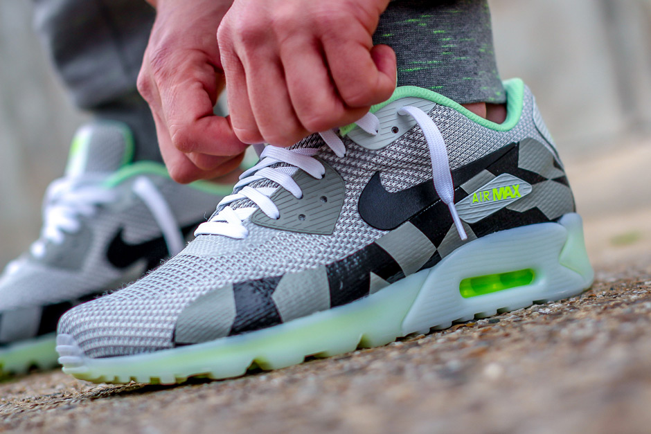 Nike Air Max 90 Jcrd Ice Pack Available 02