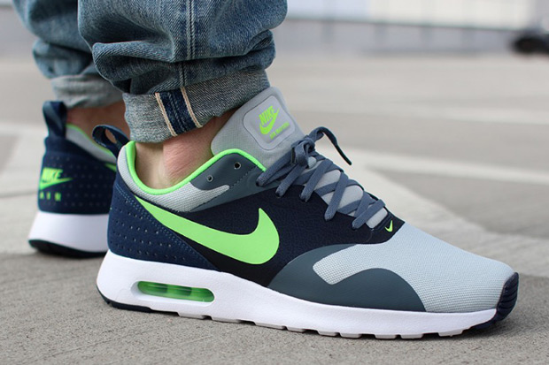 Nike Air Max Tavas Seahawks 02