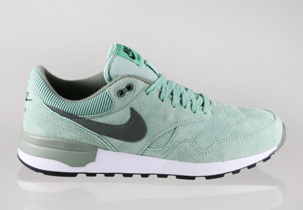 nike-air-odyssey-enamel-green-1