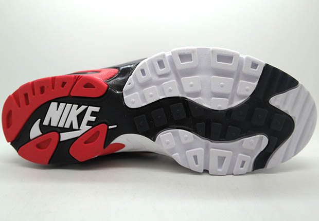 nike-diamond-fury-retro-black-white-red-4