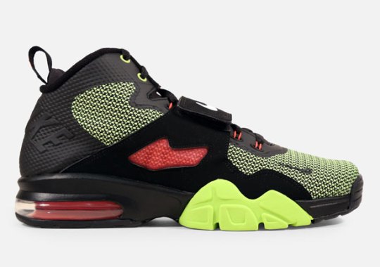 Nike Diamond Turf 6 – Black – Hyper Punch – Volt