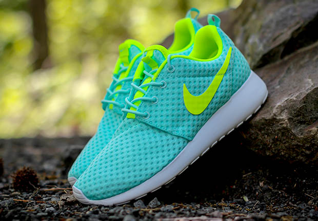 Nike Womens Roshe One BR - Artisan Teal - Volt