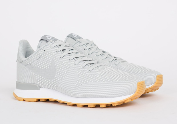 Nike WMNS Internationalist JCRD “Grey Mist”