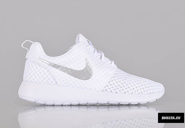 Nike Womens Roshe Run Breeze White Metallic Silver 2