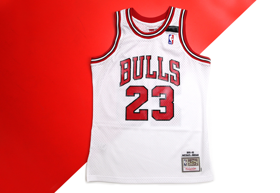 Michael Jordan Shrug Jersey Mitchell And Ness 4