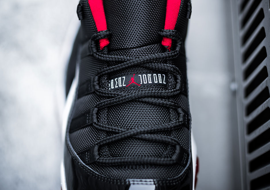 Air Jordan 11 Bred Low Detailed Photos 3