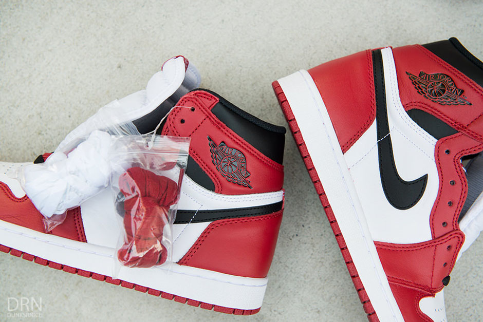 comparing-all-four-air-jordan-1-chicago-releases-04