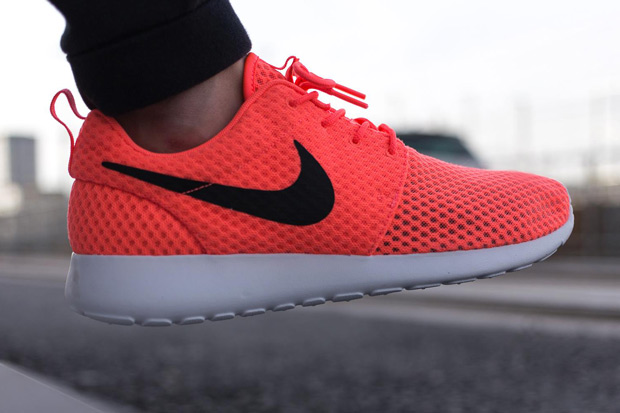 Hot Lava Nike Roshe Run Breeze 02