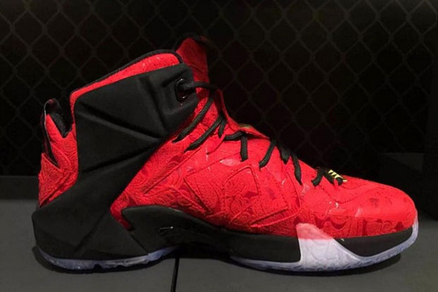 Lebron 12 Ext Red Paisley 2