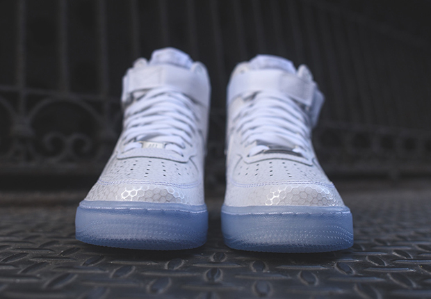 Nike Air Force 1 High Womens Pearl White Clear Sole 3