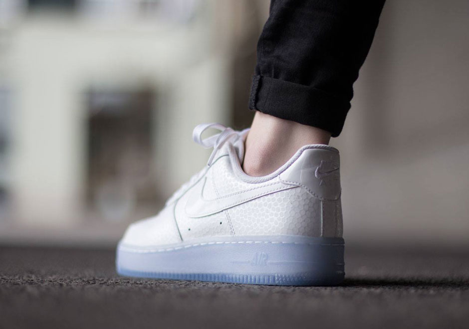 Nike Air Force 1 Low Wmns White Icy Sole 3