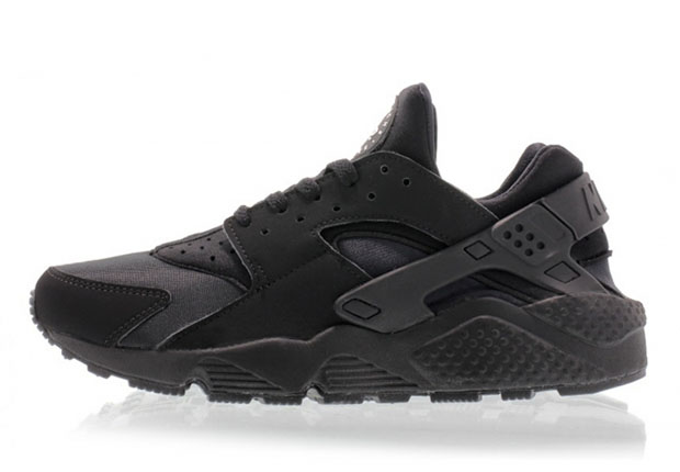 Nike Air Huarache All Black 2