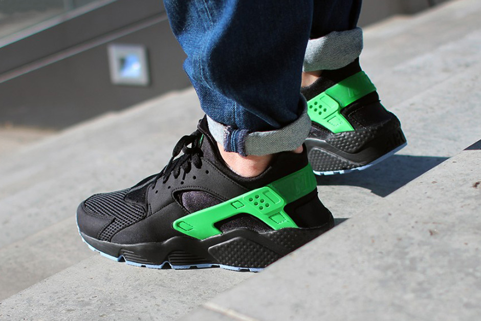 Nike Air Huarache Poison Green Pops Up 02