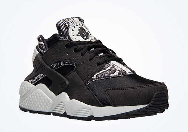 Nike Air Huarache Snakeskin Black White 01