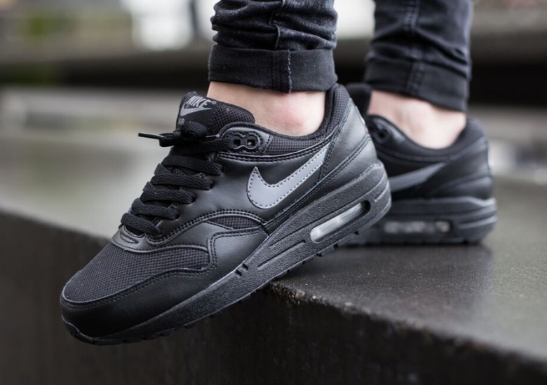 Nike Air Max 1 GS – Black – Cool Grey