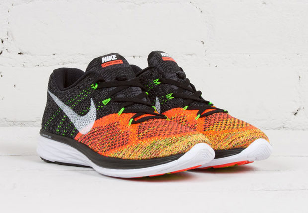 Nike Flyknit Lunar3 Black White Hot Lava Volt 1