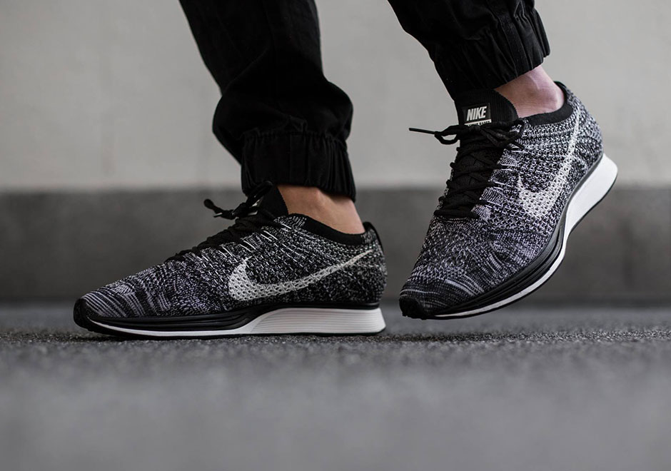 Nike Flyknit Racer Oreo Euro Release 1