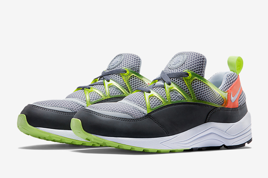 nike-releases-two-new-air-huarache-light-colorways-may-02