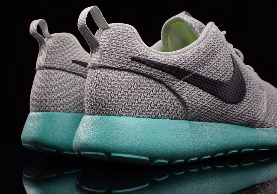 Nike Roshe Run Calypso Release 3