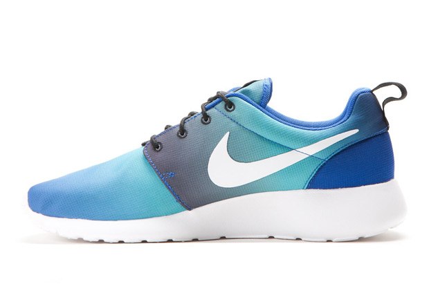 Nike Roshe Run Ocean Gradient 03