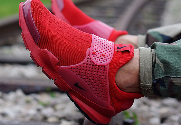 Nike Sock Dart All Red Usa Pack Summary