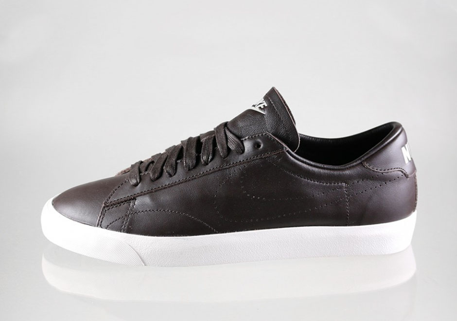 Nike Tennis Classic Ac Ltr Brown