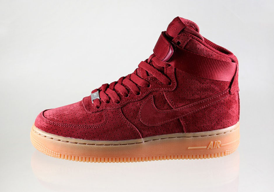 Nike Wmns Air Force 1 Hi Suede Team Red