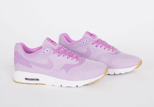 Nike Womens Air Max 1 Ultra Jacquard Fuchsia 1