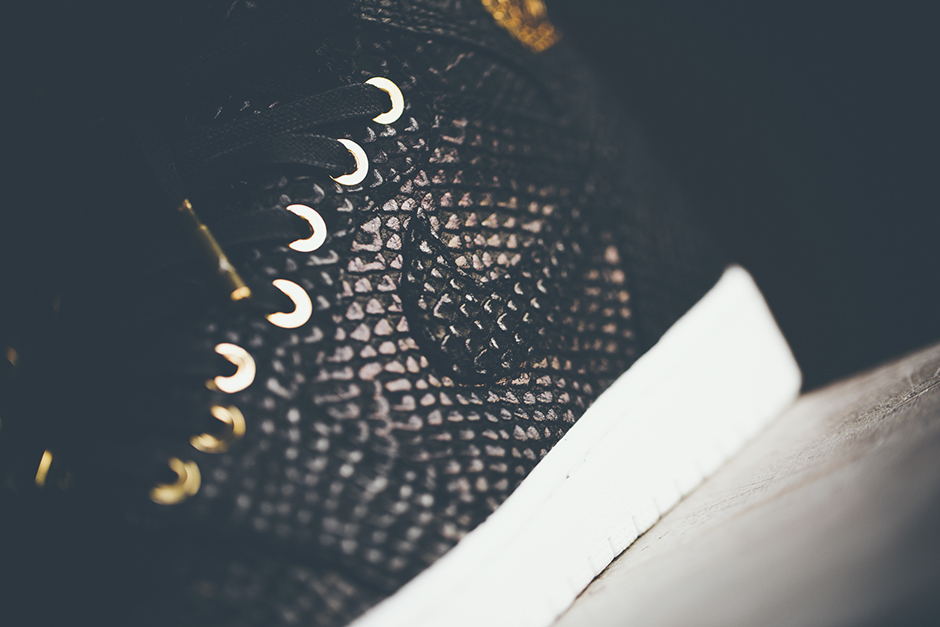 Pinnacle Jordans 24k Gold 5