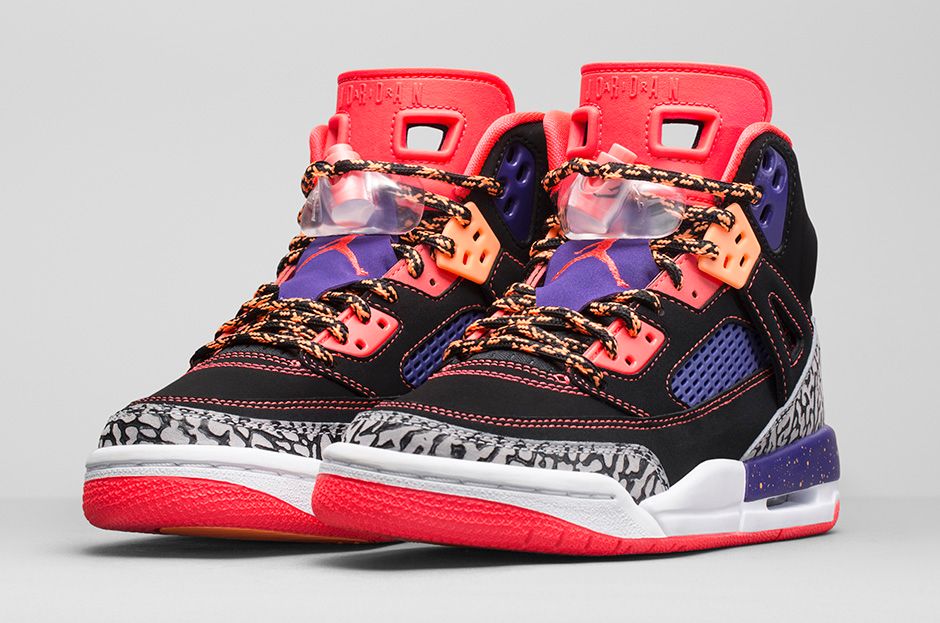 Tazmanian Devil Crashes Jordan Brand Hare Collection 02