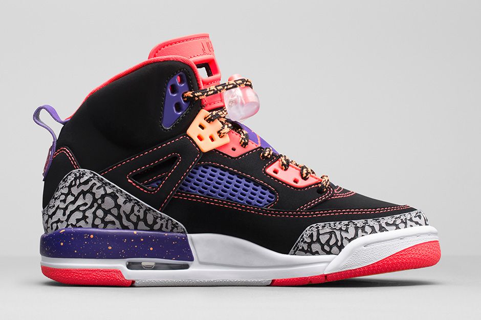 Tazmanian Devil Crashes Jordan Brand Hare Collection 04