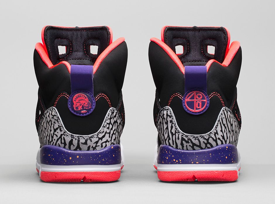 Tazmanian Devil Crashes Jordan Brand Hare Collection 06
