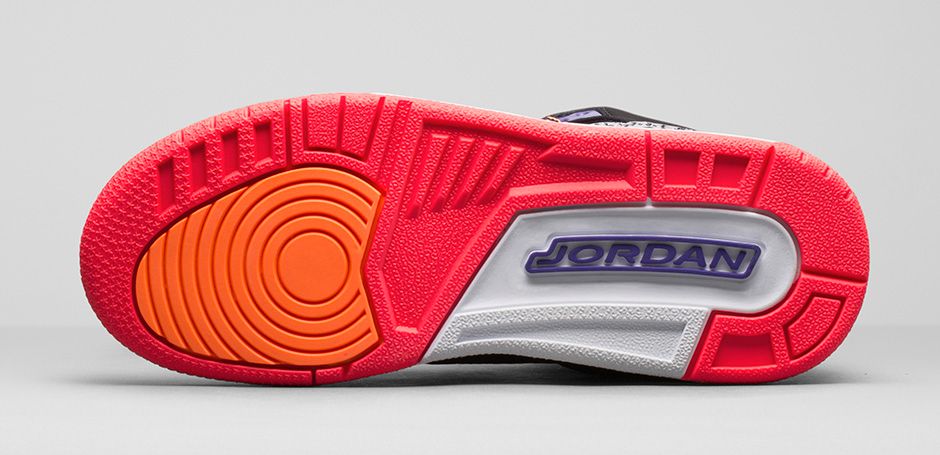 Tazmanian Devil Crashes Jordan Brand Hare Collection 07