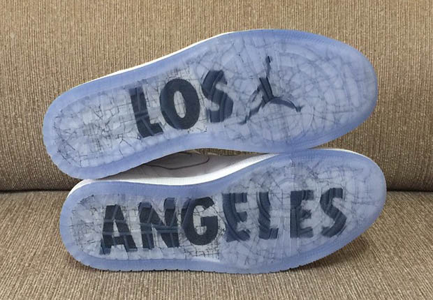 Air Jordan 1 Los Angeles Detailed Look 45