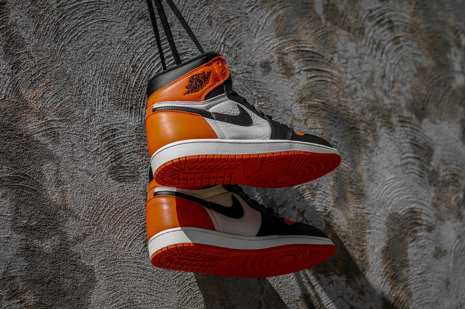 Air Jordan 1 Shattered Backboard Details 05