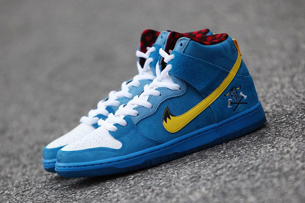 Familia Skates Nike Sb Dunk High Blue Ox 02