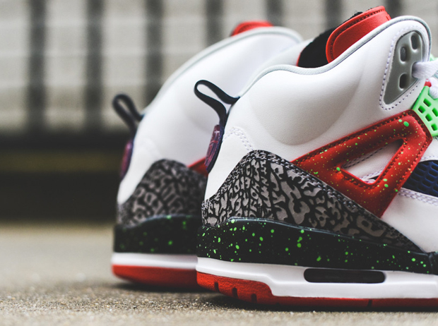 jordan-spizike-white-wolf-grey-red-speckle-release-reminder-04