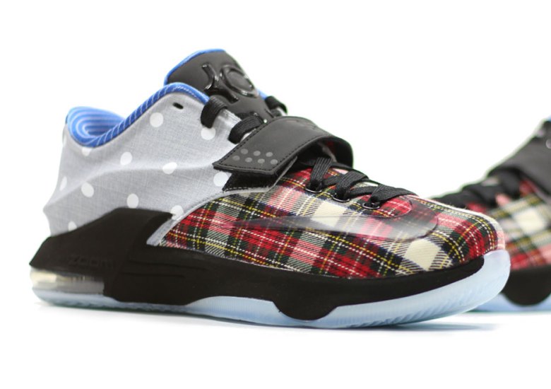 Nike KD 7 EXT “Polka Dot” – Release Date