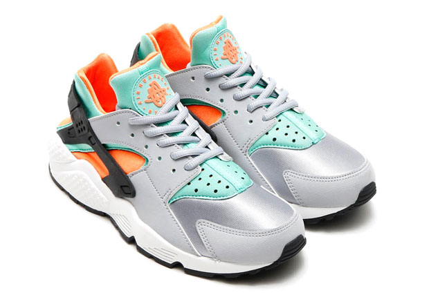 "Miami" Vibes On The Nike Air Huarache