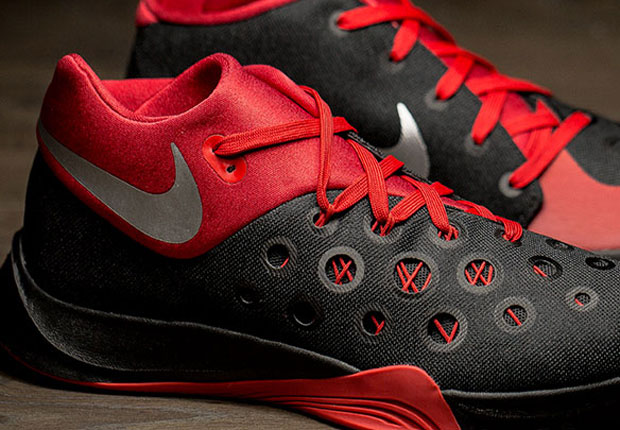 Don’t Look At These Nikes If You Suffer From Trypophobia