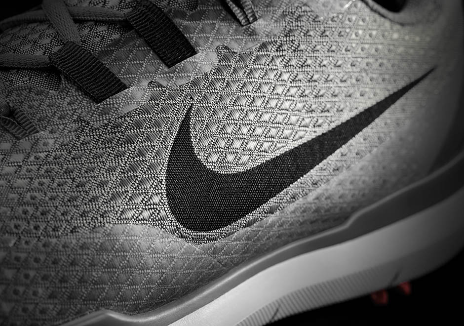 Nike Inside Access Flyweave 3