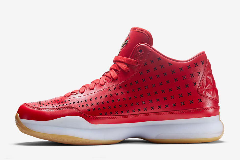 Nike Kobe 10 Ext Mid Red Gum 02