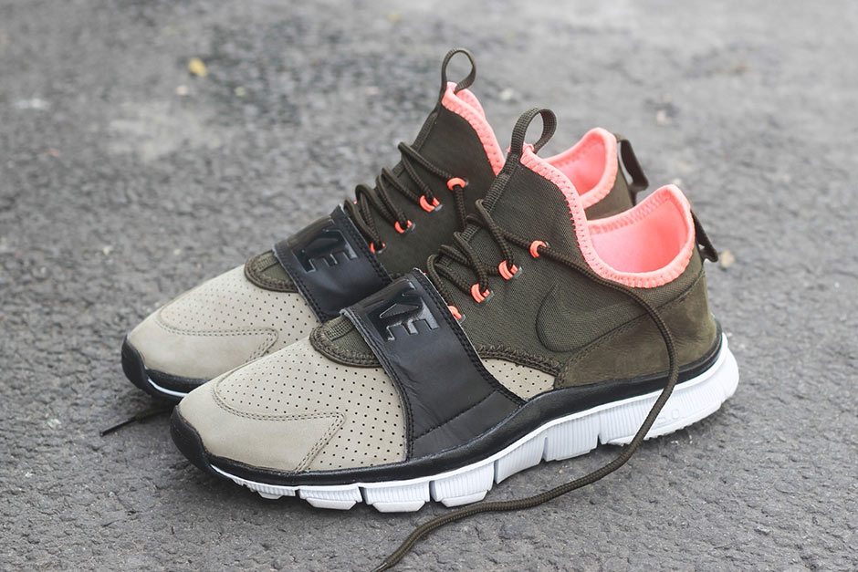 Nike Lifestyle Elements On Nike Free Trainer 01