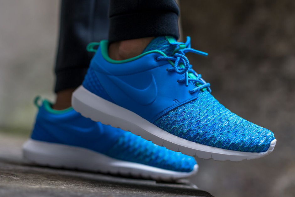 Nike Roshe Run Flyknit Prm Photo Blue 01