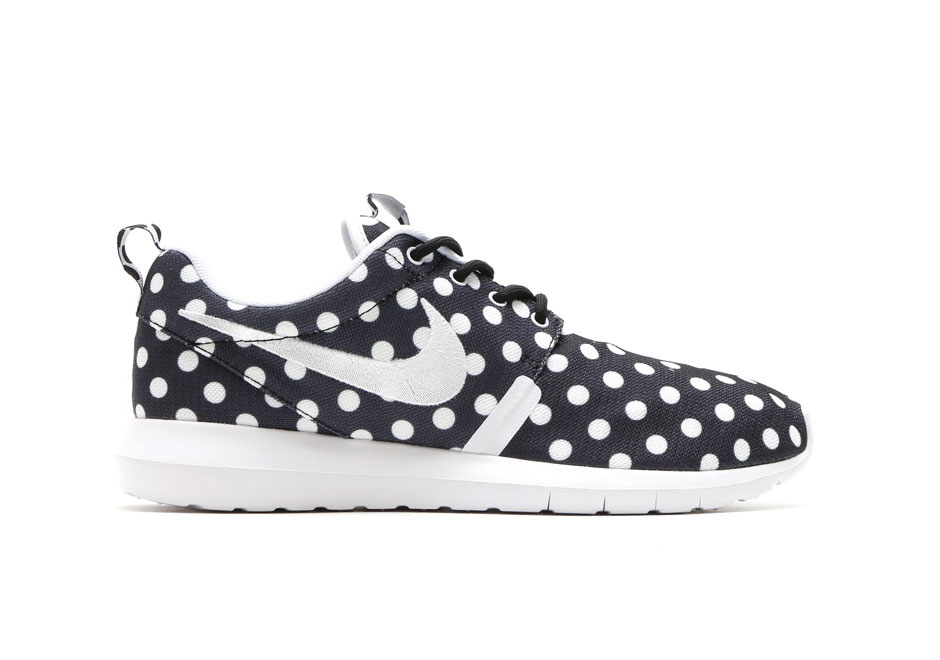 Nike Roshe Run Polka Dot Navy 2