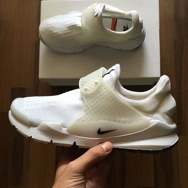 Nike Sock Dart White Independence Day 2