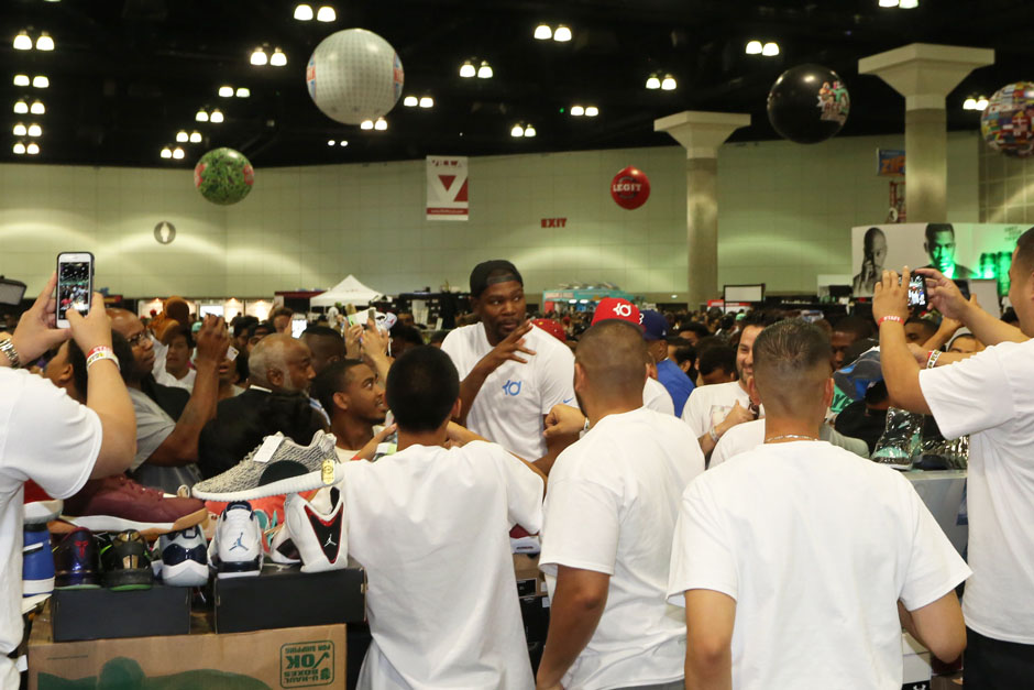 Sneaker Con La Bet Experience 2015 Event Recap 09